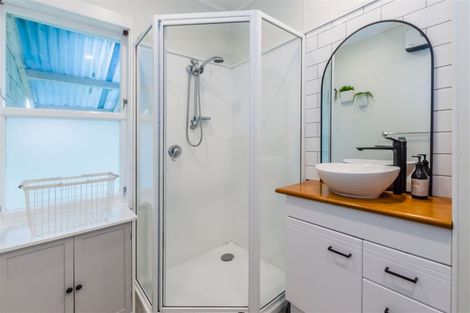 Photo of property in 45 Alexander Road, Raumati Beach, Paraparaumu, 5032