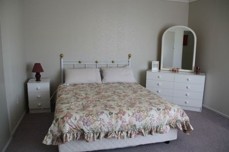 Photo of property in 33 Main Road, Tuatapere, 9620