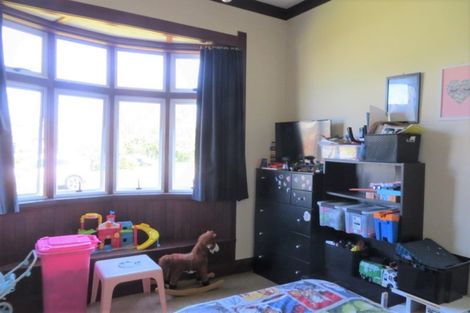 Photo of property in 14 Farmer Street, Te Aroha, 3320