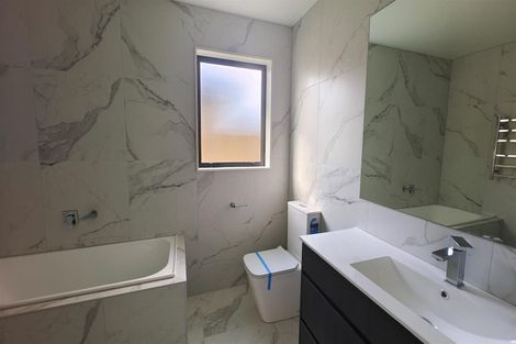 Photo of property in 19 Opouatu Avenue, Glenbrook, Waiuku, 2681