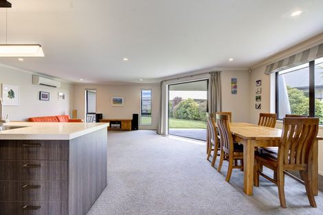 Photo of property in 25 Aquila Crescent, Rototuna North, Hamilton, 3210