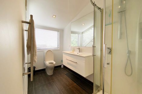 Photo of property in 1/1 Paparoa Road, Cockle Bay, Auckland, 2014