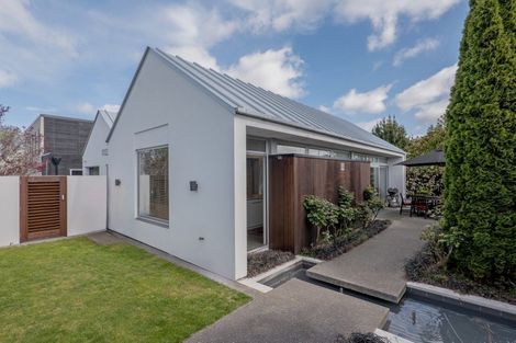 Photo of property in 65 Hawkesbury Avenue, St Albans, Christchurch, 8014