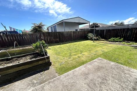 Photo of property in 15 Brougham Street, Westport, 7825