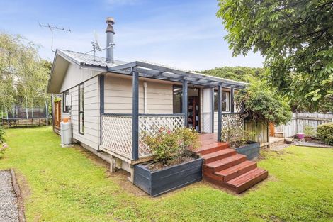 Photo of property in 25 Hookway Grove, Paraparaumu, 5032