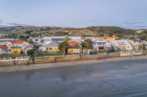 Photo of property in 22a Steyne Avenue, Plimmerton, Porirua, 5026