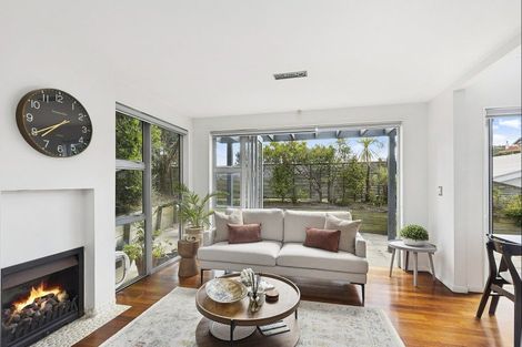 Photo of property in 26a Brighton Street, Island Bay, Wellington, 6023