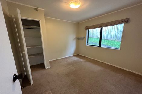 Photo of property in 1/6 Nielsen Place, Massey, Auckland, 0614