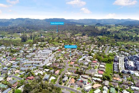 Photo of property in 18 Plumstead Rise, Glen Eden, Auckland, 0602