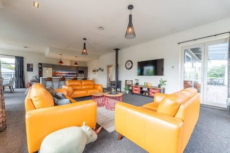 Photo of property in 77 Mckenzie Street, Geraldine, 7930