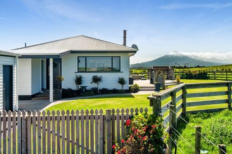Photo of property in 43 Quinns Road, Normanby, Hawera, 4673