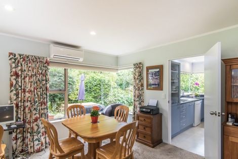 Photo of property in 4 Kaikomako Road, Waikanae, 5036