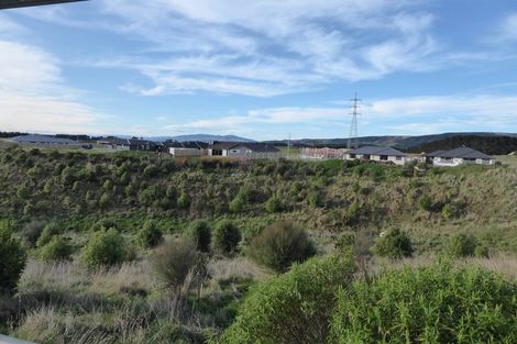 Photo of property in 9 Gibraltar Way, Fitzherbert, Palmerston North, 4410