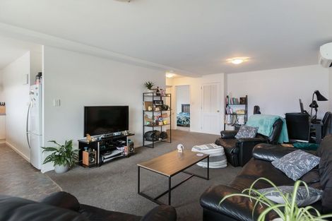 Photo of property in 20 Greenstone Place, Fernhill, Queenstown, 9300