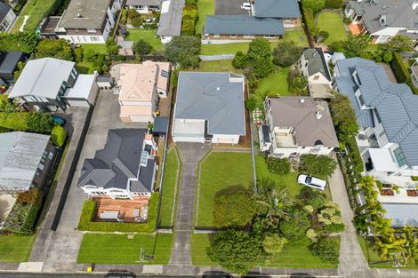 Photo of property in 7 Cecil Road, Milford, Auckland, 0620