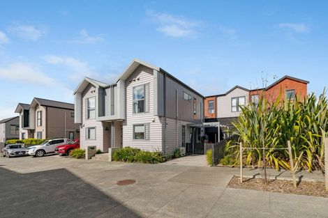 Photo of property in 11 Matimati Place, Hobsonville, Auckland, 0616