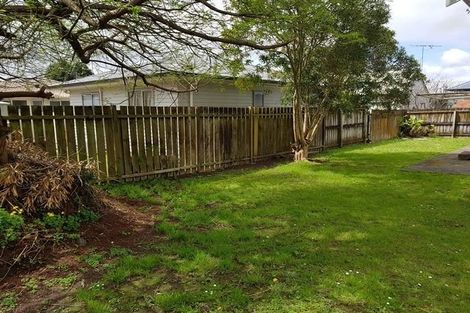 Photo of property in 6 Sabot Place, Massey, Auckland, 0614