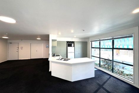 Photo of property in Regent Courts, 2/75 Gloucester Street, Christchurch Central, Christchurch, 8013
