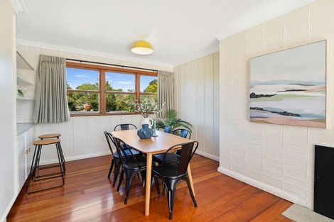 Photo of property in 104 Atawhai Road, Fitzherbert, Palmerston North, 4410