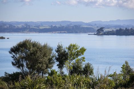 Photo of property in 42 Tahuna Minhinnick Drive, Glenbrook, Waiuku, 2681