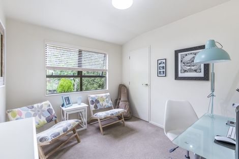 Photo of property in 2/660 Beach Road, Browns Bay, Auckland, 0630