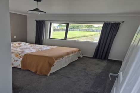 Photo of property in 1402 Mangorei Road, Mangorei, New Plymouth, 4371