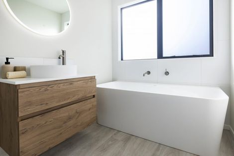 Photo of property in 5 Cartvale Drive, Marshland, Christchurch, 8051