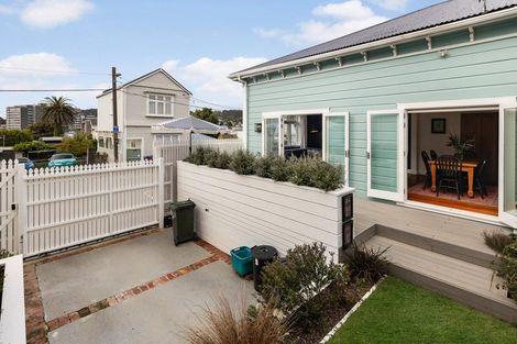 Photo of property in 4 Millward Street, Newtown, Wellington, 6021