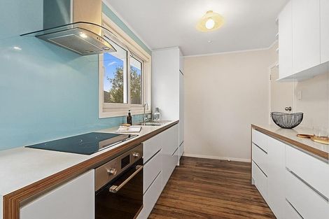 Photo of property in 88a Kervil Avenue, Te Atatu Peninsula, Auckland, 0610