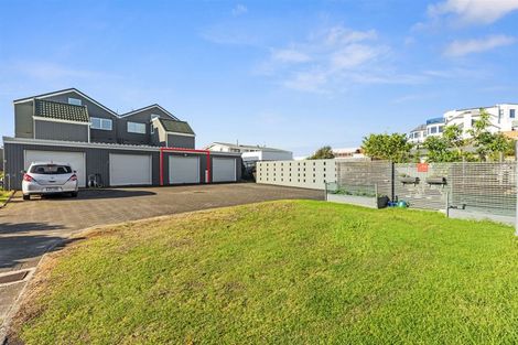 Photo of property in 1/161b Oceanbeach Road, Mount Maunganui, 3116