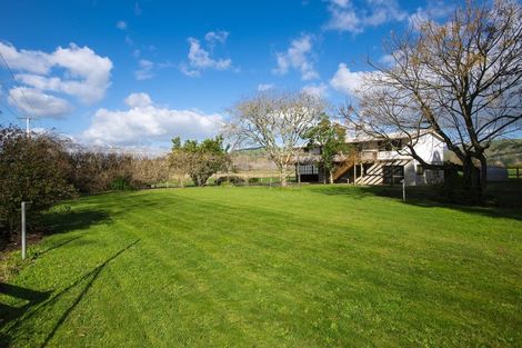 Photo of property in 46 Bridge Road, Te Karaka, 4094