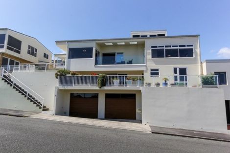 Photo of property in 4 Hamblyn Street, Strandon, New Plymouth, 4312
