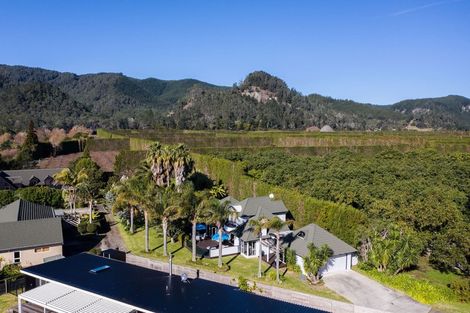 Photo of property in 98 Tangiteroria Lane, Pauanui, Hikuai, 3579