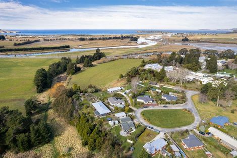 Photo of property in 19 Kennard Crescent, Karitane, Waikouaiti, 9471
