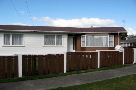 Photo of property in 204 Wellington Road, Wainuiomata, Lower Hutt, 5014