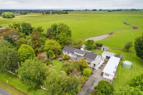 Photo of property in 329 Makirikiri Road, Crofton, Marton, 4787