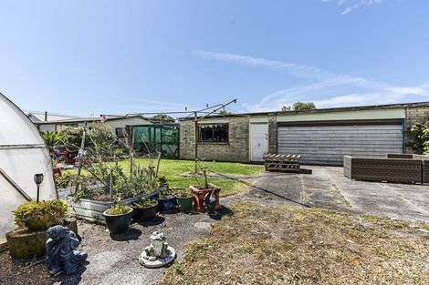 Photo of property in 70 Domett Street, Waitara, 4320