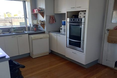 Photo of property in 33 Merrington Crescent, Aranui, Christchurch, 8061