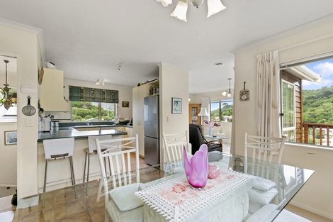 Photo of property in 102a Parkvale Road, Karori, Wellington, 6012