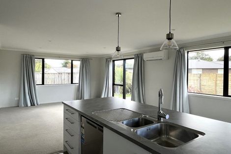 Photo of property in 2 Tarata Grove, Lansdowne, Masterton, 5810