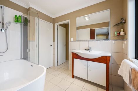 Photo of property in 12b Edgecumbe Street, Whitiora, Hamilton, 3200