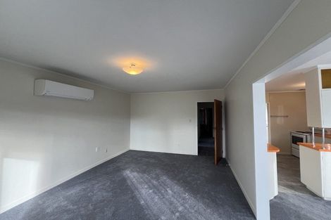 Photo of property in 10 Winiata Place, Otaki, 5512