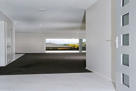 Photo of property in 3 Brian Cowley Place, Tuakau, 2121