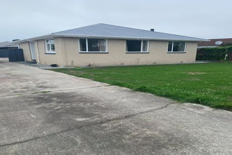 Photo of property in 61 Palmers Road, New Brighton, Christchurch, 8083