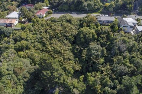 Photo of property in 6 Gribble Grove, Stokes Valley, Lower Hutt, 5019