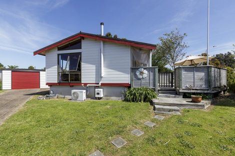 Photo of property in 2 Honnor Place, Hurdon, New Plymouth, 4310