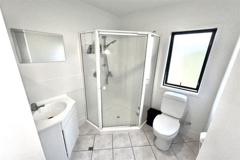 Photo of property in 20/3 The Avenue, Albany, Auckland, 0632
