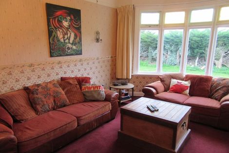 Photo of property in 43 Rhodes Street, Waimate, 7924