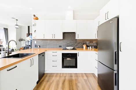 Photo of property in 160 Bay View Road, South Dunedin, Dunedin, 9012