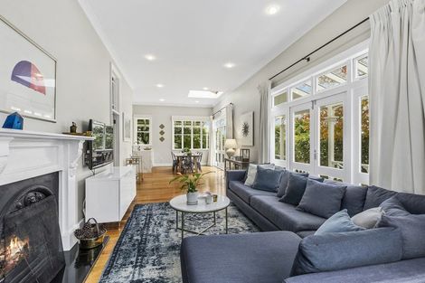 Photo of property in 1 Fancourt Street, Karori, Wellington, 6012